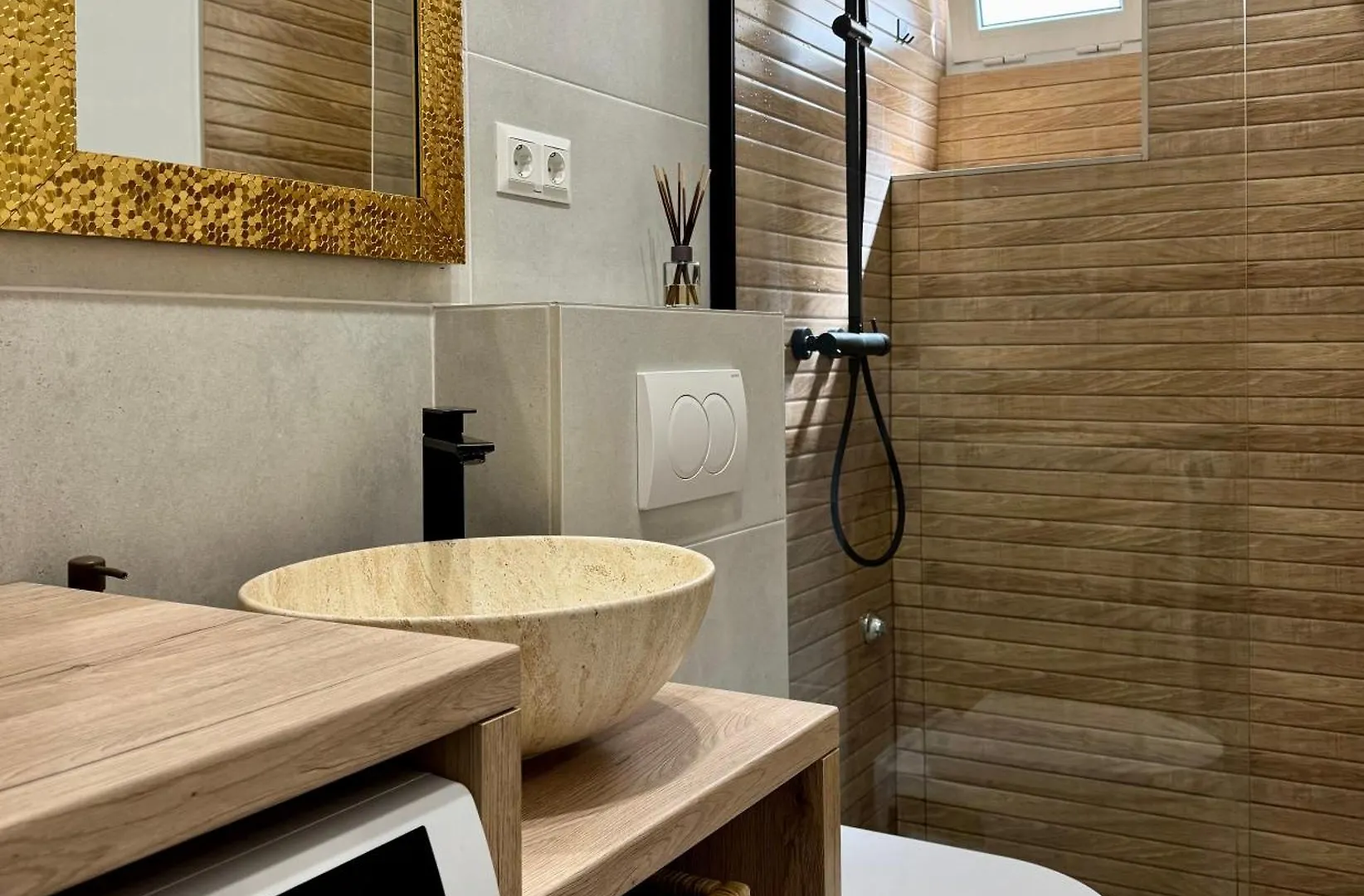 Zio Nino Apartamento Sutomiscica